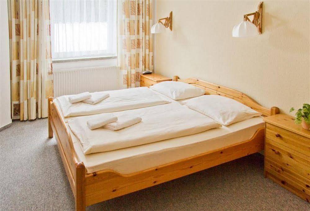 Hotel Garni Grundmuehle バート・シャンダウ エクステリア 写真