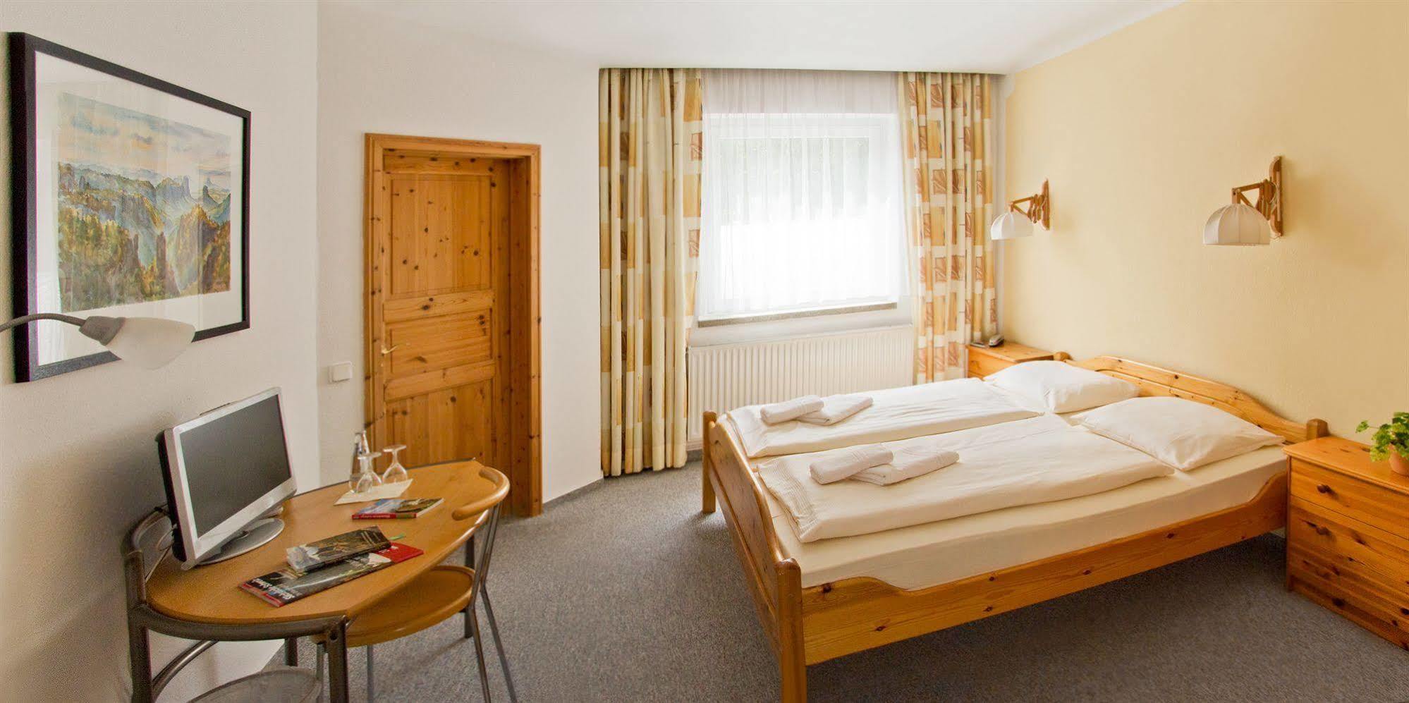 Hotel Garni Grundmuehle バート・シャンダウ エクステリア 写真